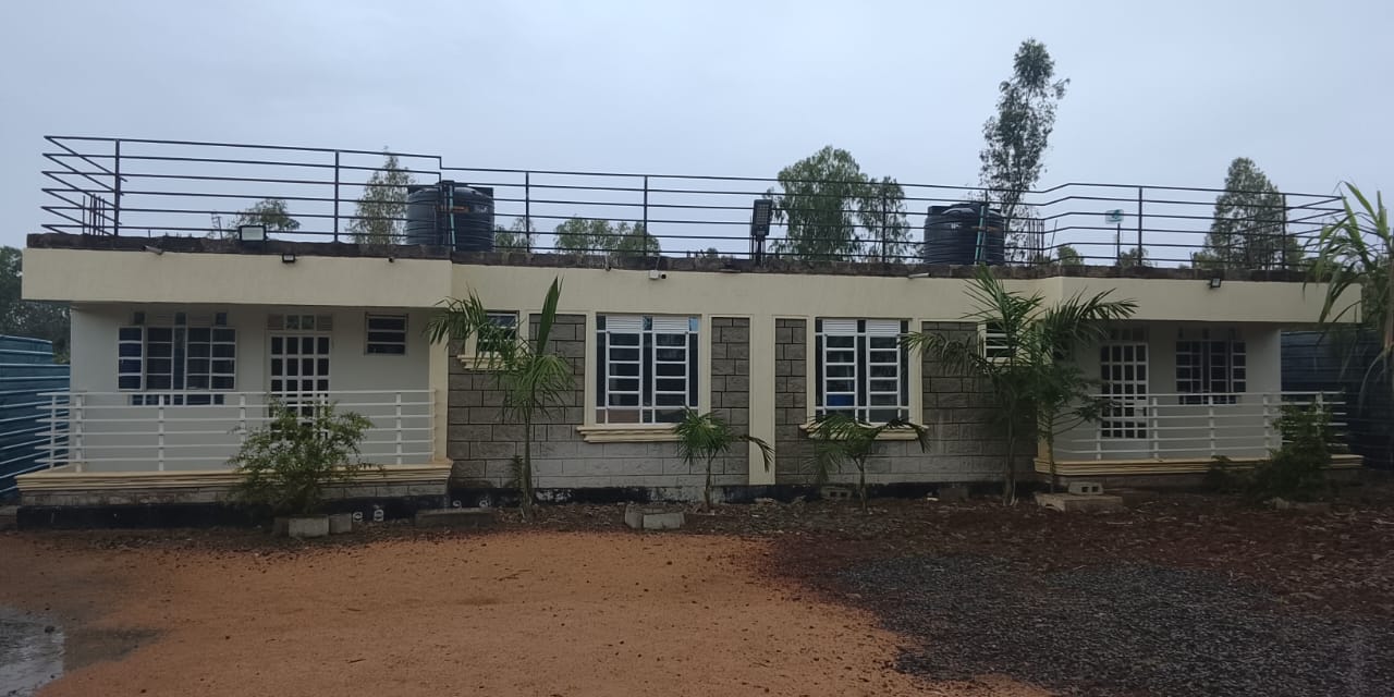 FÉLIX SQUARE EXECUTIVE APARTMENTS-BONDO